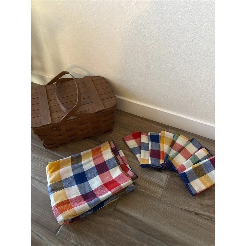 Vintage LG Basketville Picnic Basket‎ Putney Vermont 8 Napkins Checkered Blanket